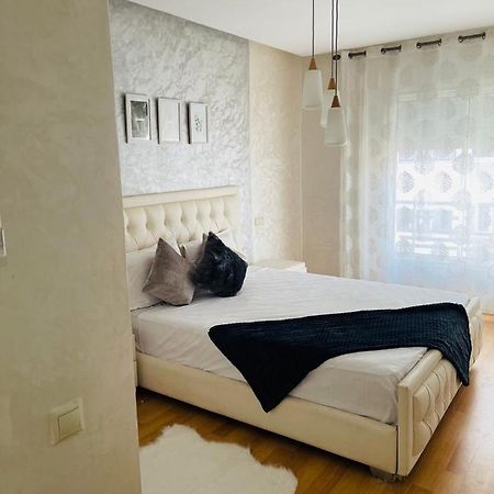 Superbe Appartement Au Coeur De Casablanca Exteriör bild